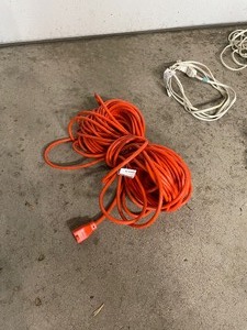 lot 201 image: 7 Extension Cords