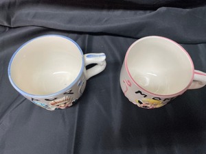 lot 240 image: Mom and Pop Coffee Mugs