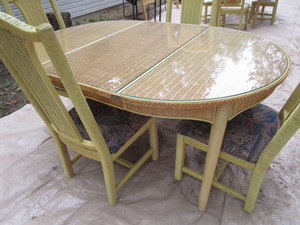 Wicker Kitchen Table & 4 Chairs