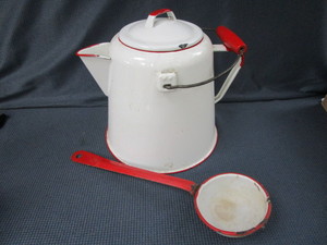 Enamel Pot - Egg Coffee