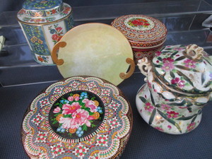 Cracker Jar, Tins, Plate
