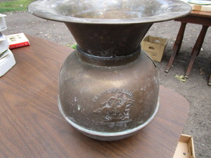 Spittoon