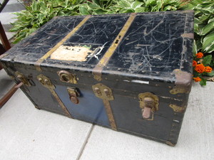 Travel Trunk - Vintage