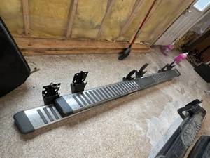 lot 38 image: Ford Running Boards
