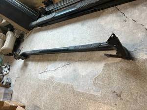 lot 40 image: Westin Running Boards
