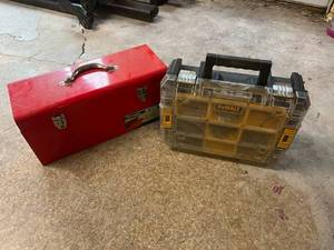 lot 42 image: Toolbox & DeWalt Storage Container