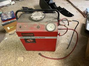 lot 45 image: Robinair Refrigerant Recycling System
