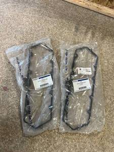 lot 69 image: NOS Ford F81Z-6584-AA Gaskets