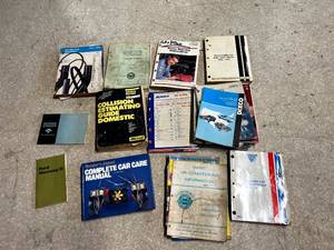 lot 105 image: Auto Manuals