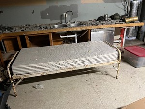 lot 117 image: Vintage Steel Frame Single Bed
