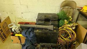lot 88 image: Echo gas power blower, Toolbox etc