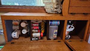 lot 34 image: Content of Kitchen Cupboards