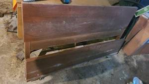 lot 119 image: Vintage Headboard and footboard