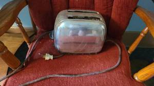 lot 125 image: Vintage stainless steel Toast Master