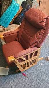 lot 126 image: glider rocking chair