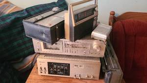 lot 158 image: All Vintage Radios and stereo system components