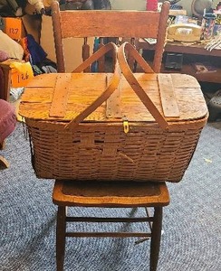 lot 159 image: Vintage Covered Wicker Rattan picnic basket