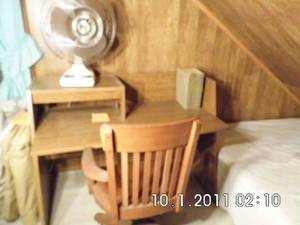 lot 14 image: Vintage fan and Dictionary with antique office Chair and a little desk
