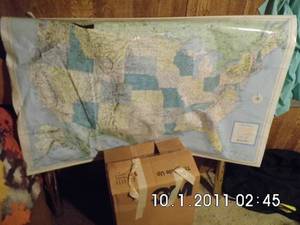 lot 19 image: Vintage map of the USA plus