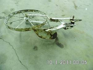 lot 2 image: spade portion of an antique plough
