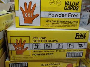 lot 246 image: Case of Valu Gards 1000 Powder Free...