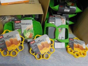 lot 267 image: 10 OXO Softworks Silicone Kitchen P...