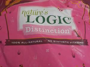 lot 277 image: 24 lb. Bag Natures Logic Distincti...