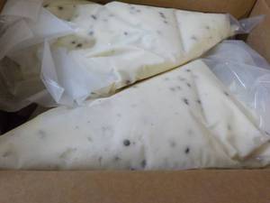 lot 311 image: 8 - 2.2 lb. Frozen Bags Leonards N...