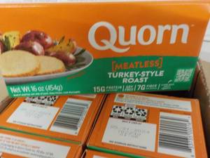 lot 319 image: 12 ct Frozen Quorn Meatless Turkey ...