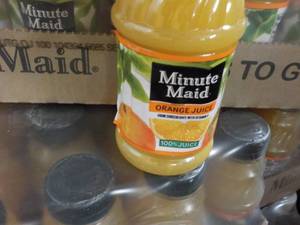 lot 378 image: Case of 24 ct 10 oz Bottles Minute ...