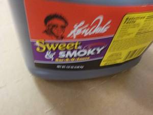 lot 410 image: 137 oz Jug Ken Davis Sweet and Smok...