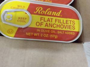 lot 430 image: 25 ct 2 oz Tins Roland Flat Fillets...