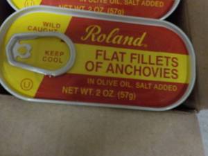lot 431 image: 25 ct 2 oz Tins Roland Flat Fillets...