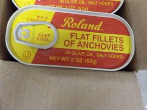 lot 438 image: 25 ct 2 oz Tins Roland Flat Fillets...