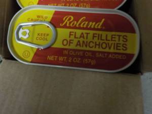 lot 442 image: 25 ct 2 oz Tins Roland Flat Fillets...