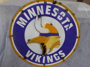 lot 1 image: Handmade Metal 3D Minnesota Vikings...