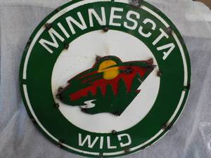 lot 3 image: Handmade Metal 3D Minnesota Wild Si...