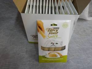 lot 181 image: Box of 15 Purina Fancy Feast Savory...