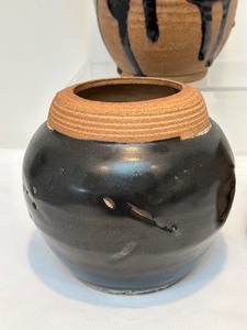 lot 30 image: Variety of Pottery including Pottery by Peter Zelle