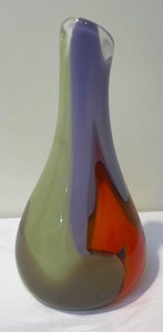 lot 49 image: Colorful Blown Glass Vase by Peter Zelle
