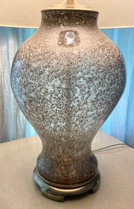 lot 147 image: Lovely Table Lamp