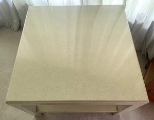 lot 26 image: Vintage Accent Table