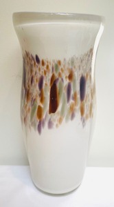 lot 204 image: Three Gorgeous Hand Blown Glass Vases by Peter Zelle