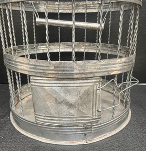 lot 214 image: Vintage Decorative Bird Cage