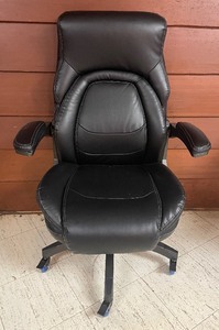 lot 265 image: Lazy Boy Black Office Chair