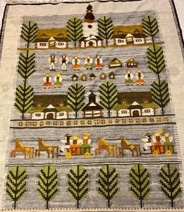 lot 270 image: Vintage Rug  Textile