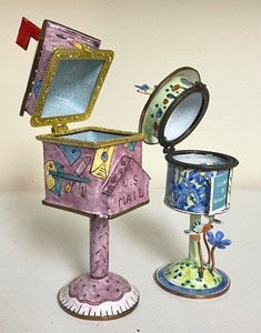 lot 272 image: Darling Stamp Dispensers by Kelvin Chen and Empress Arts