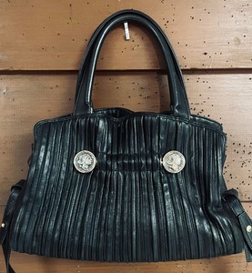 lot 318 image: Vintage Black Bvlgari Handbag