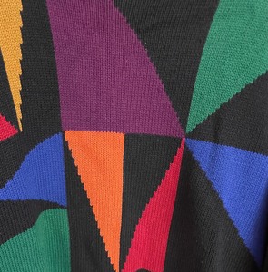 lot 327 image: Vibrant Vintage Perry Ellis Sweater