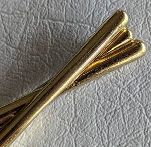 lot 114A image: 18k Gold Brooch